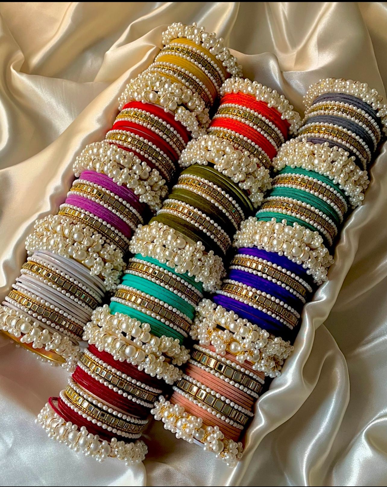 Sanjal Bangles