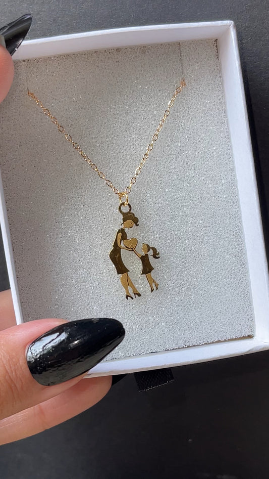 Mom Necklace