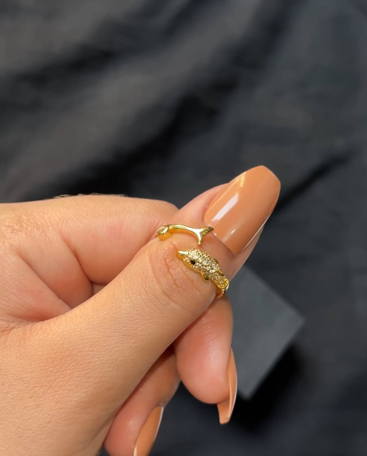 Dolphin Adjustable ring