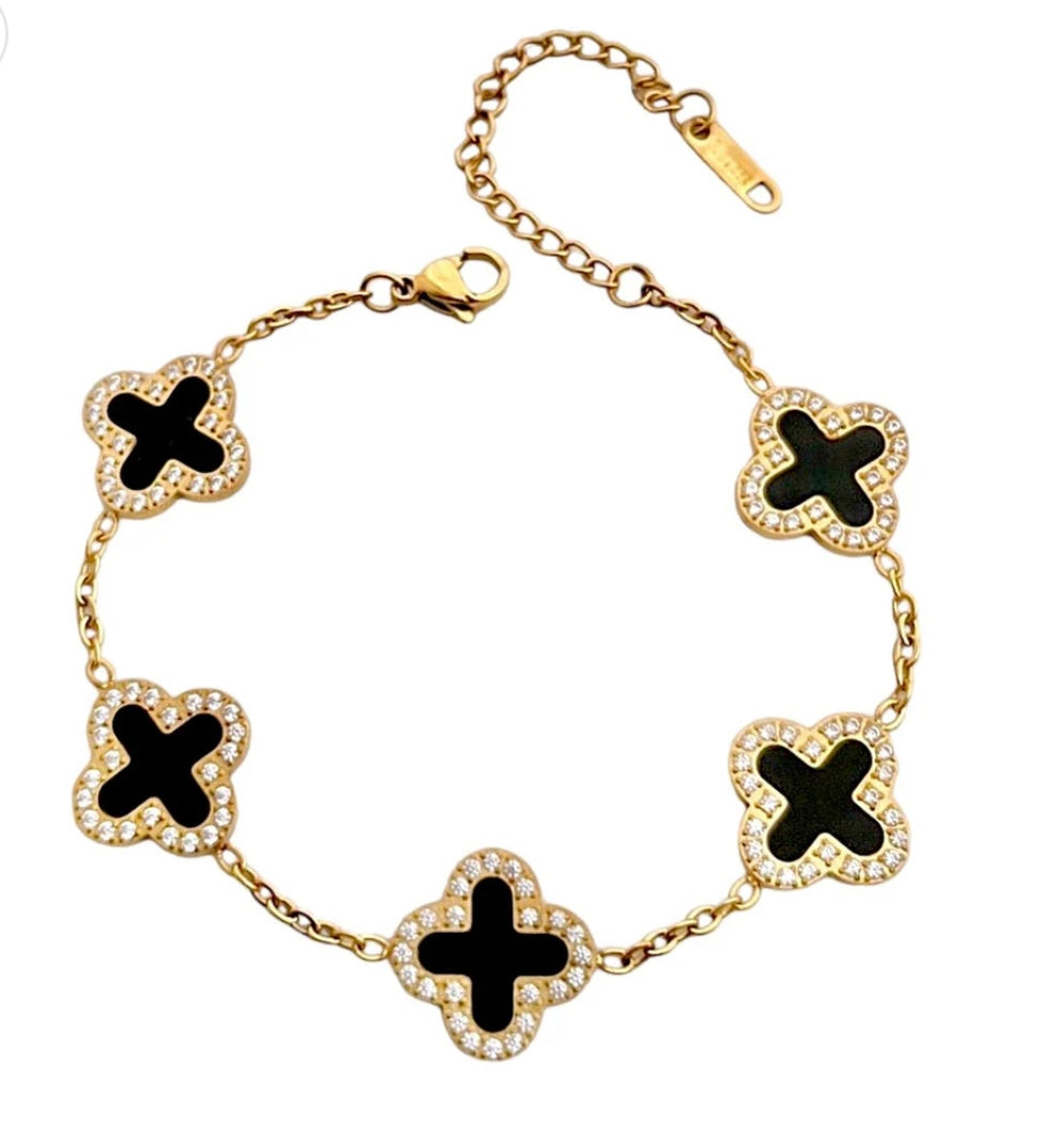 Amour Clover bracelet