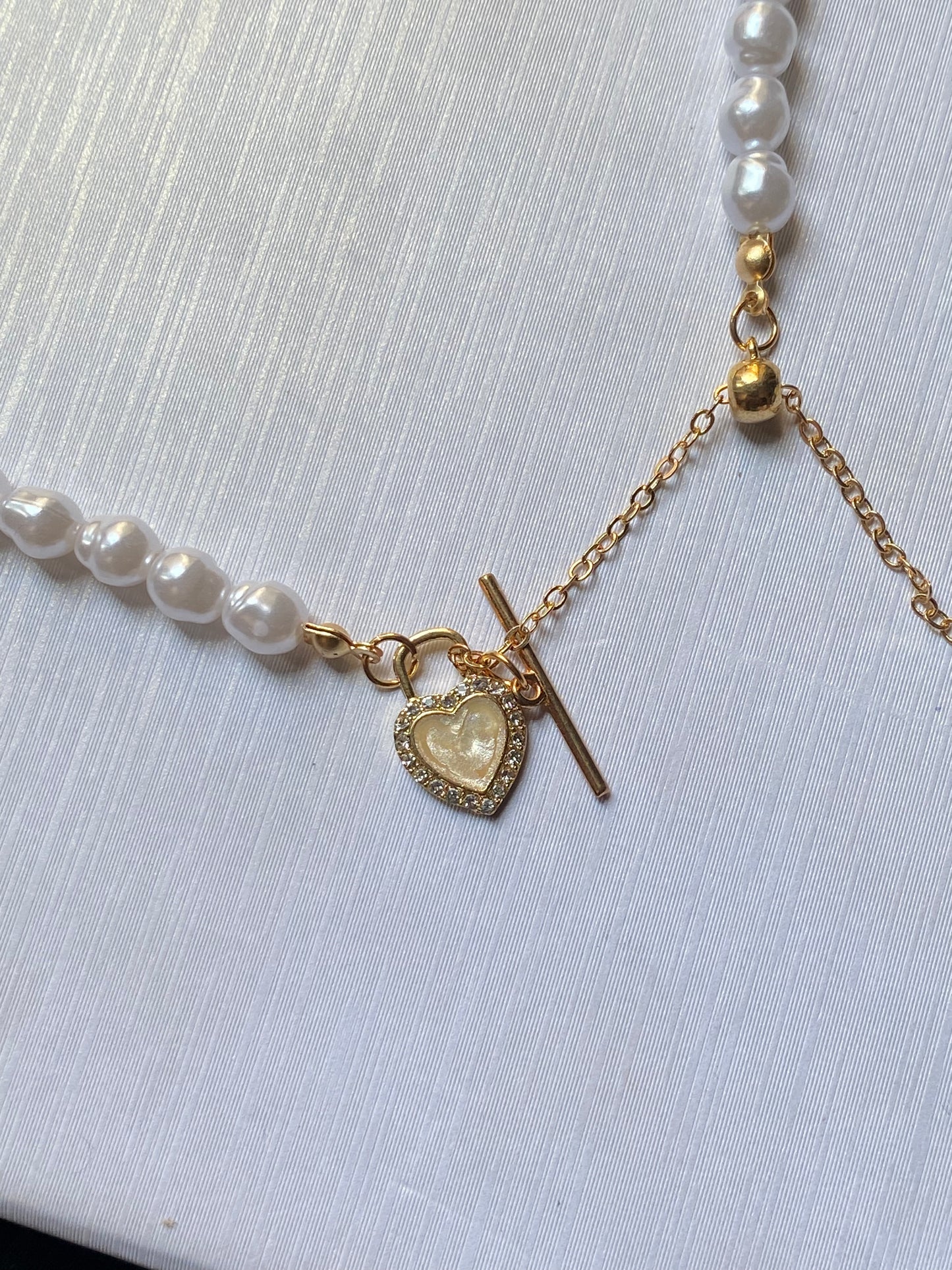 Heart pearl pendant